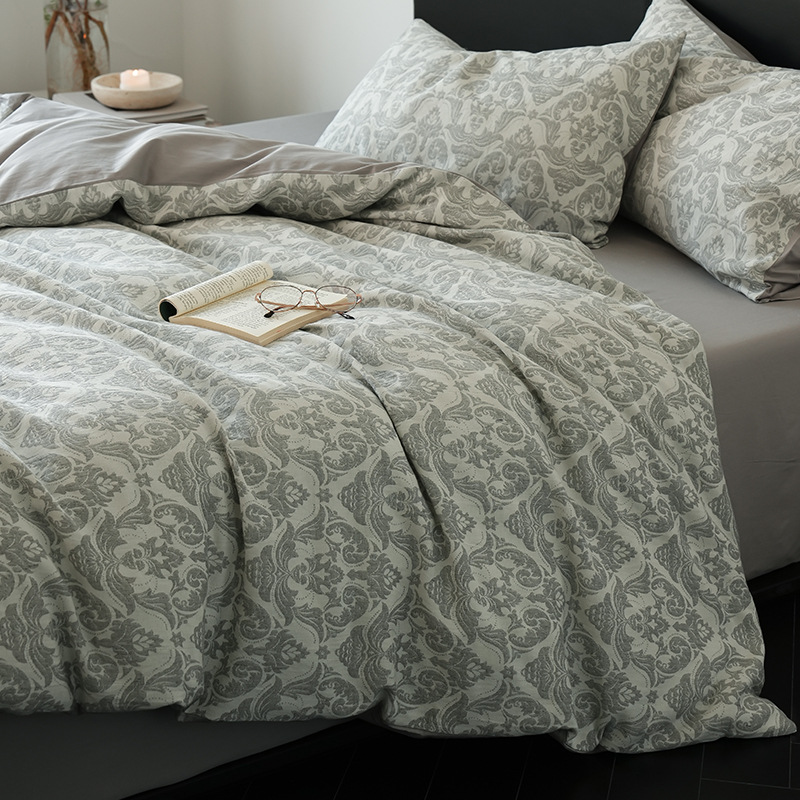 Luz de lujo de alta calidad algodón de tres capas de hilo de cama de polidor de cuatro piezas de sábanas de algodón de tres piezas de ropa de cama de otoño y invierno