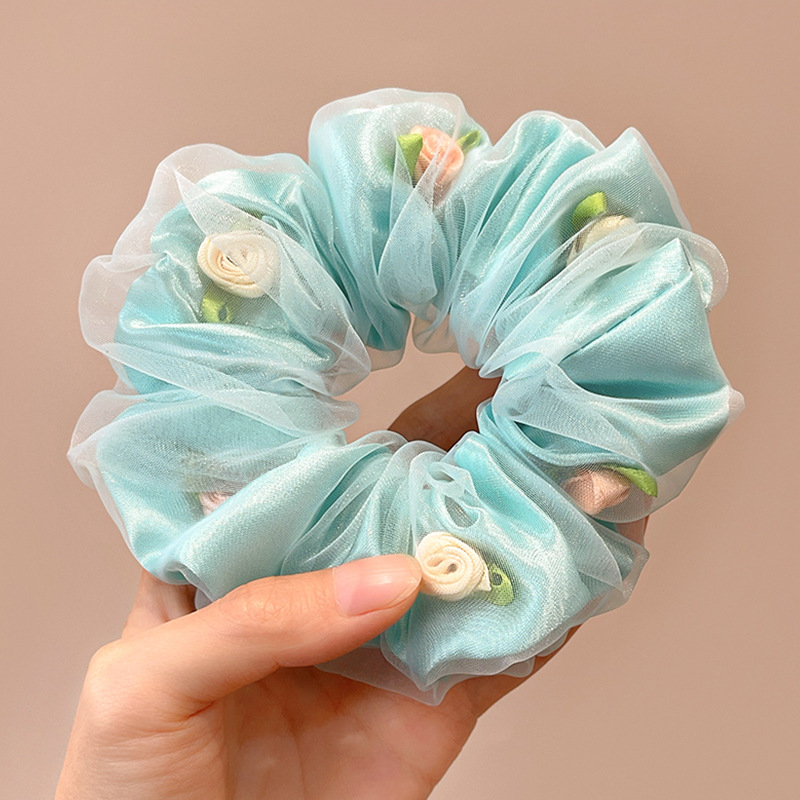 Double -layer gauze flowers green