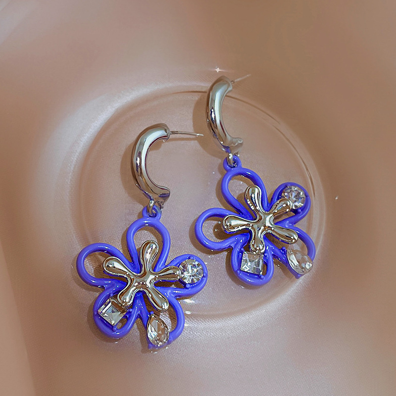 Fashion Flower Alloy Inlay Artificial Rhinestones Earrings display picture 3