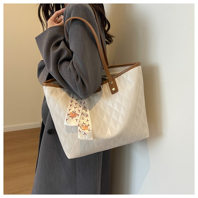 Women's Tote Bag Large Capacity Pu Leather Versatile Handbag_voghion.com