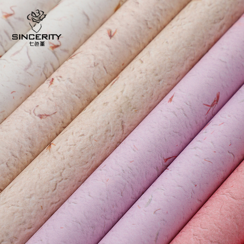 Papel de pétalo desmenuzado de pensamiento de siete colores Papel Dongba Papel floral Papel Fenghua Ramo Papel de embalaje Flores de alta calidad
