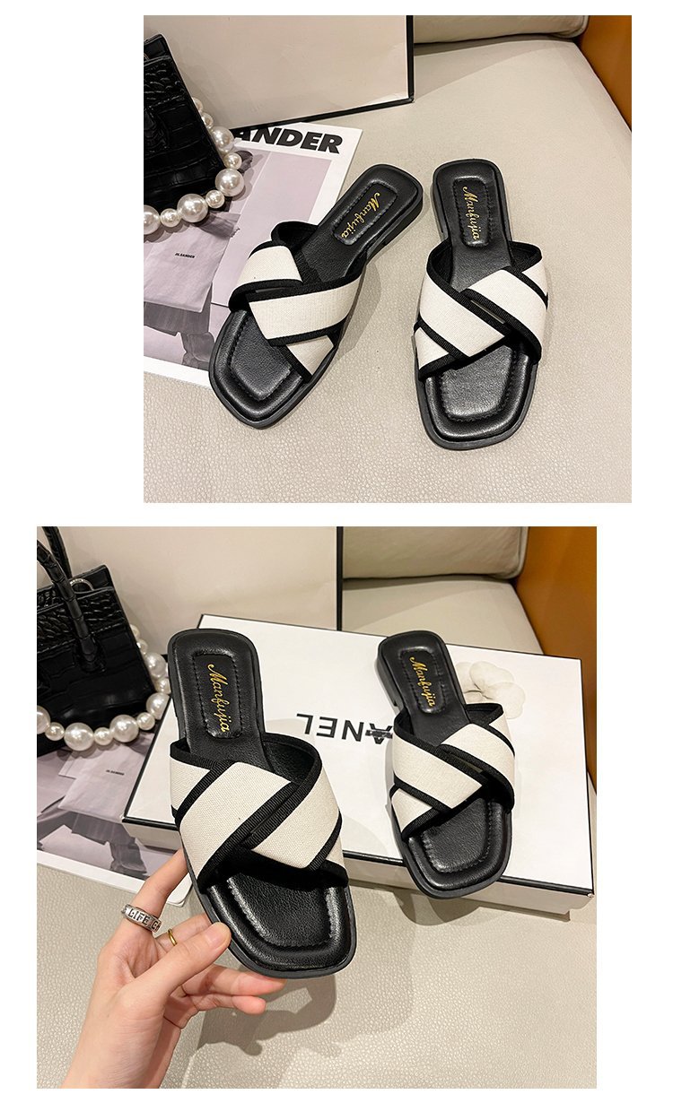 Summer new Korean version black and white flip-flops flat bottom soft bottom beach sandals sandals and slippers_voghion.com