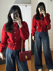 复古高级感红色毛衣外套女秋冬设计感小香风针织开衫收腰短款上衣