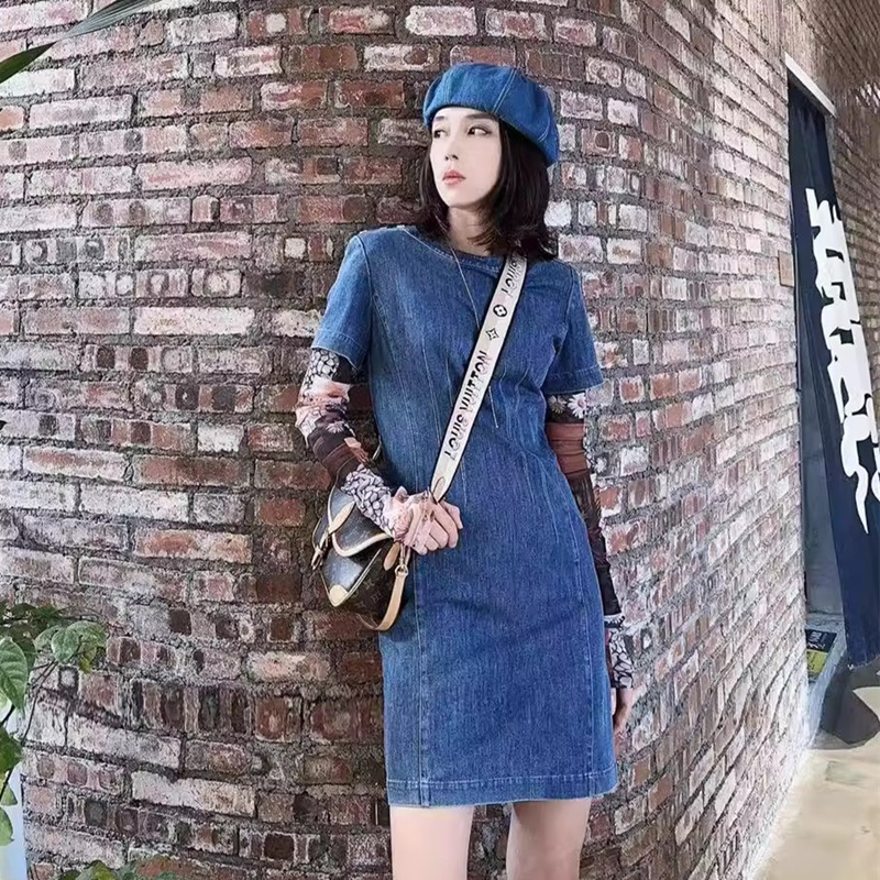 Váy liền denim tay ngắn cổ tròn ôm sát màu trơn — Màu xanh lam chi tiết 4
