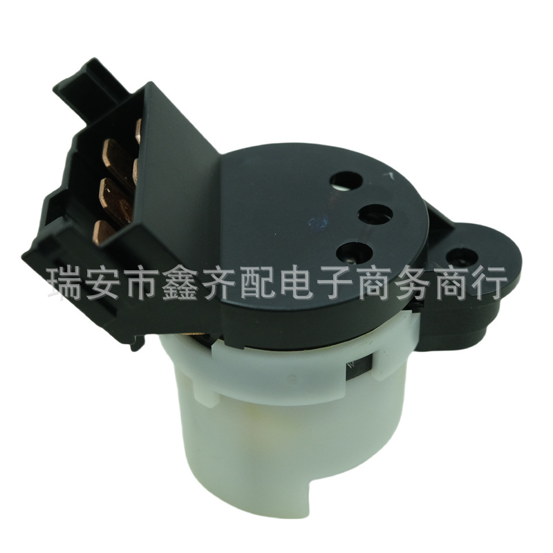 Ignition switch cross-border suitable for Mitsubishi ignition switch Mitsubishi MB903644 factory direct sales