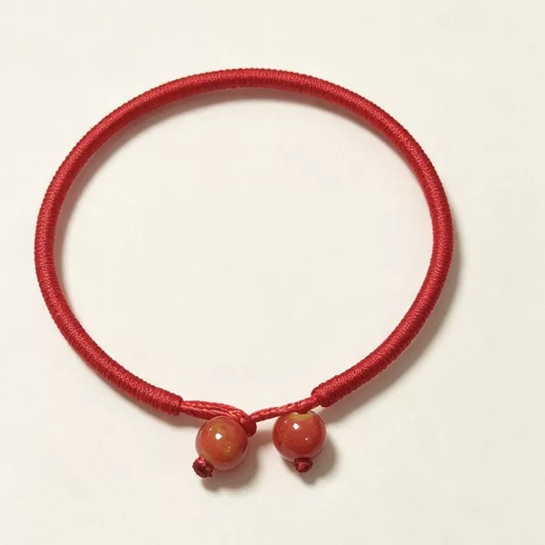 New Chinese-style red string woven bracelet for the zodiac year, handmade for men and women, available for wholesale through live streaming