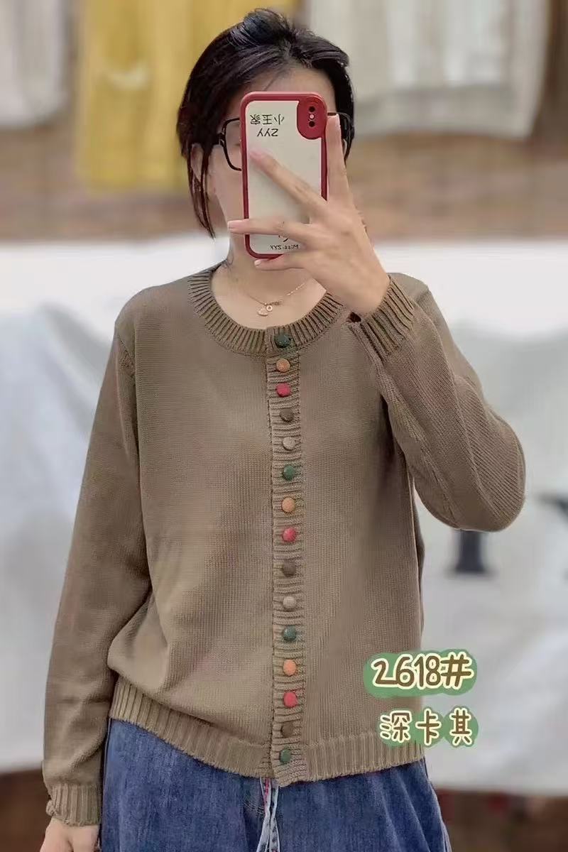 다크카키