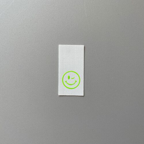 New fashion letters white screen offset printing label clothing accessories patch sticker DIY cloth label washable label