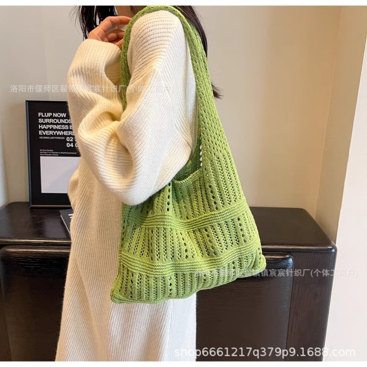 knitted retro shoulder bag