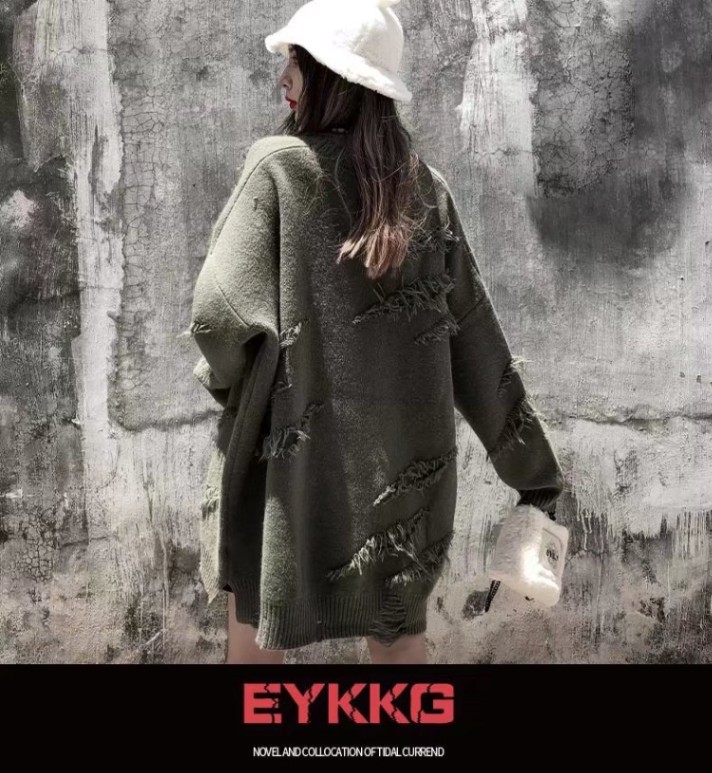 Unisex Oversized Knitted Jumper With Tassel Design For Couples_voghion.com