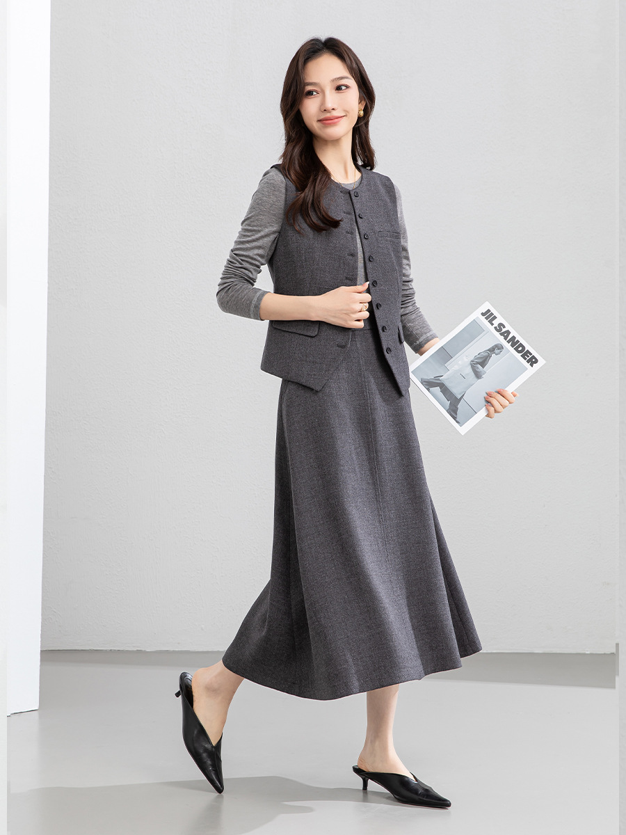 Bộ vest áo gile và chân váy dài thắt eo thanh lịch — 65.762 - 1 m màu hạnh nhân - nửa váy