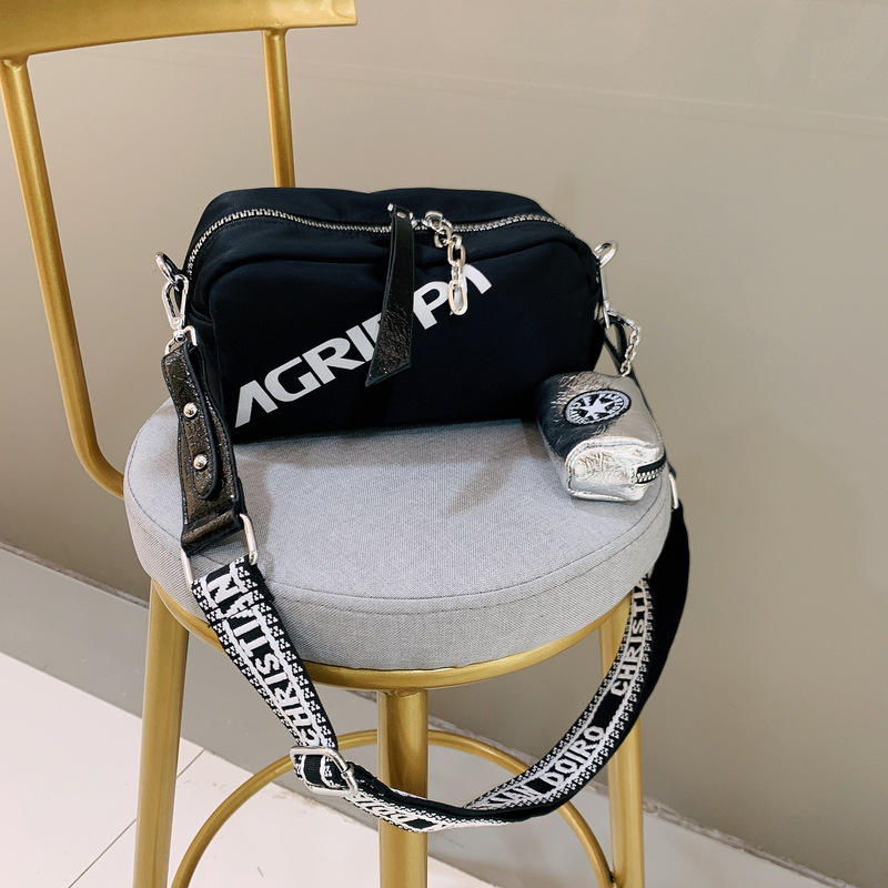 2021 New Trendy Brand Crossbody Bag, Fashionable and Unique Simple Small Bag, Trendy Ins Letter Versatile Shoulder Bag 2021 New Trendy Brand Crossbody Bag, Fashionable and Unique Simple Small Bag, Trendy Ins Letter Versatile Shoulder Bag
