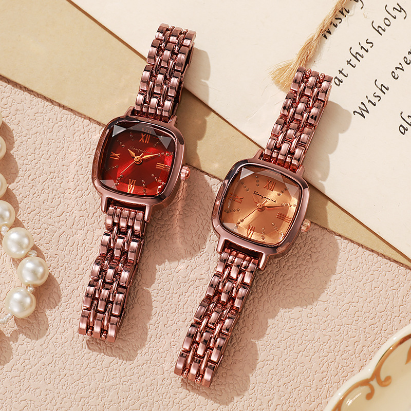 Reloj femenino de nicho de acero de lujo ligero con esfera pequeña cuadrada, estudiantes femeninos de secundaria y preparatoria, temperamento simple