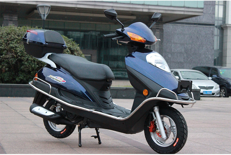 Pequeña princesa motocicleta taladro de lluvia asistido scooter de combustible 125 motocicleta de dos ruedas para hombres y mujeres vehículo completo
