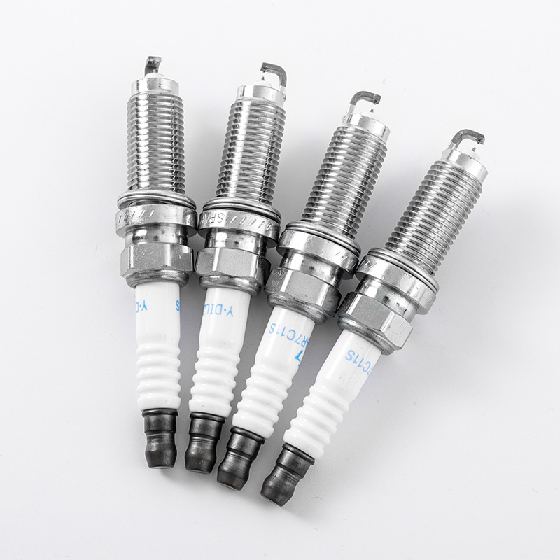 Suitable for Honda Fit original 1.3L original 14 old 1.5L car 0809 special car double Iridium spark plug