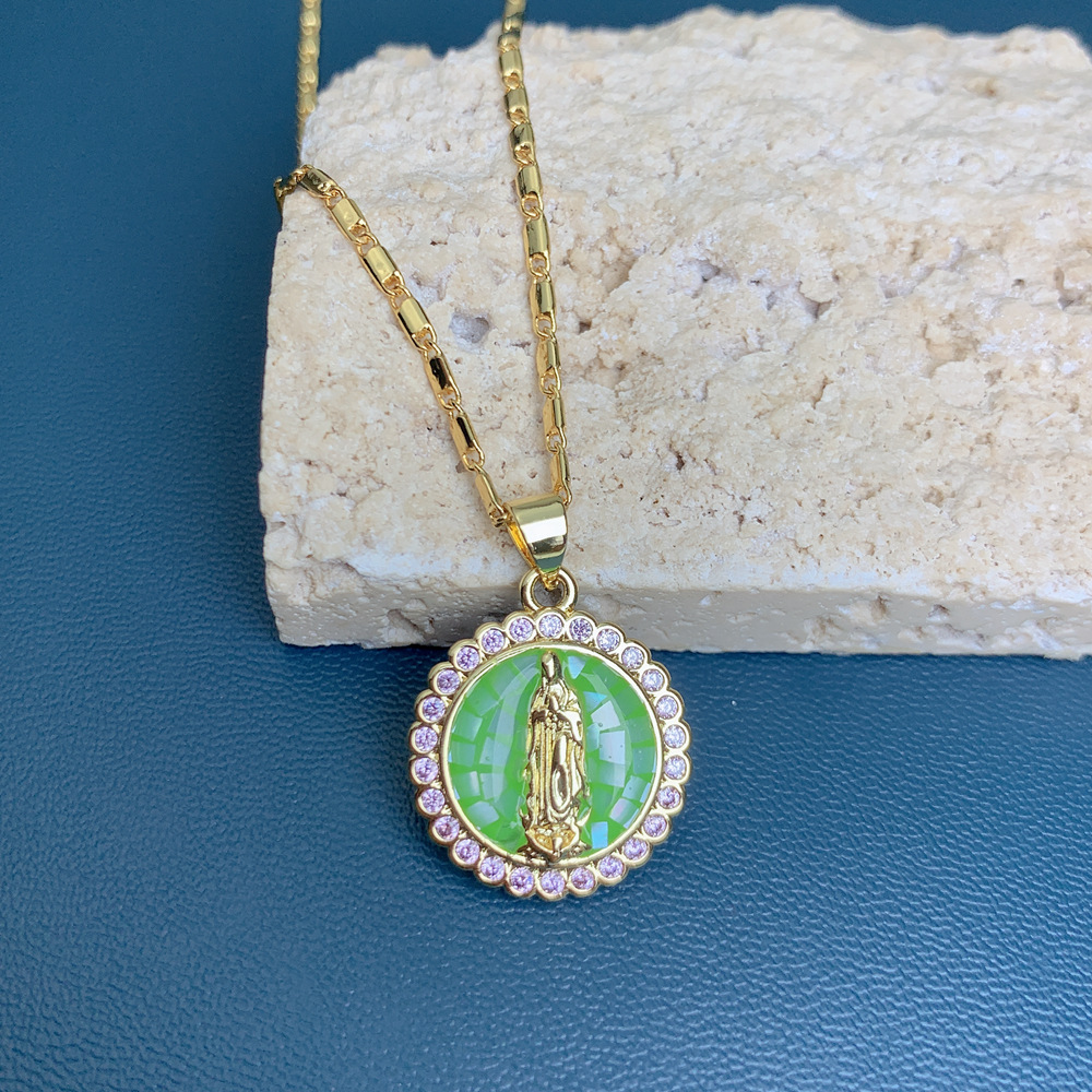 Fashion Portrait Copper Inlay Shell Zircon Pendant Necklace 1 Piece