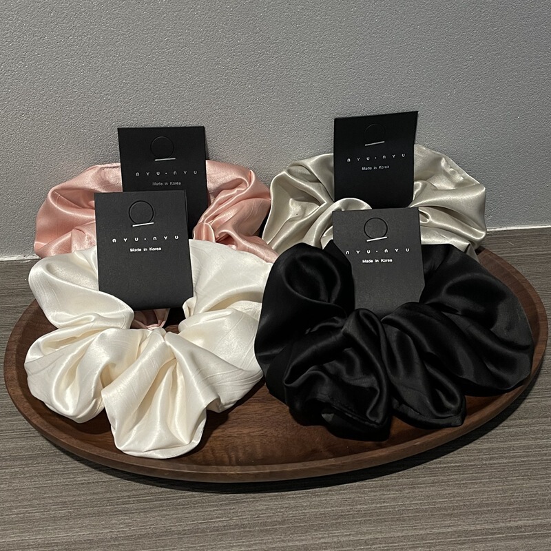 Trendy Satin Scrunchie for High Ponytail, Luxurious Hair Tie with a Korean Style for Women Trendy Satin Scrunchie for High Ponytail, Luxurious Hair Tie with a Korean Style for Women