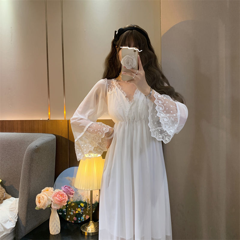 궁전 스타일 레이스 공주 잠옷 프랑스 달콤한 잠옷 여성 가을 ??긴팔 치마 순수한 욕망 스타일 200 CATTIES 홈 의류
