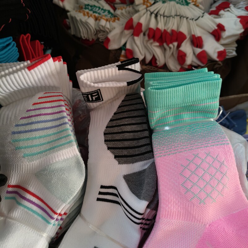 Professional Running Sports Socks, Towel-Soled Sweat-Absorbent Long Socks, Breathable Shock-Absorbing Mid-Calf Socks, Professional Training Socks, Elite