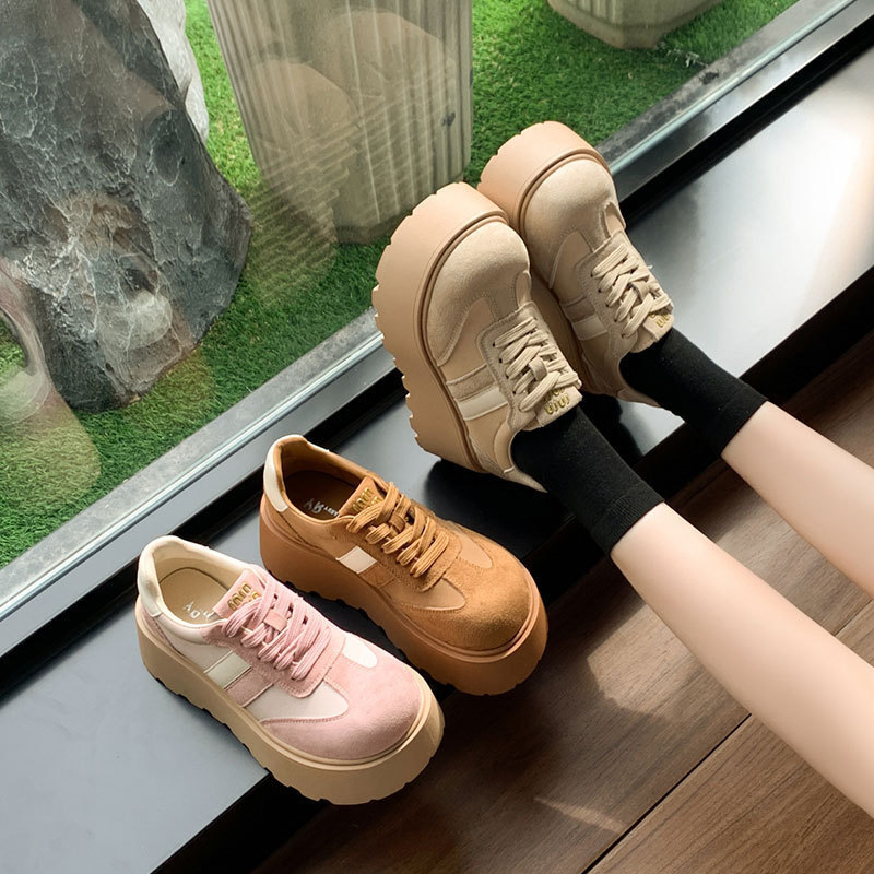 Pequeños zapatos Lefour de suela ultra gruesa zapatos de mujer no se cansen de los pies nuevos zapatos casuales de altura única zapatos casuales de mujer