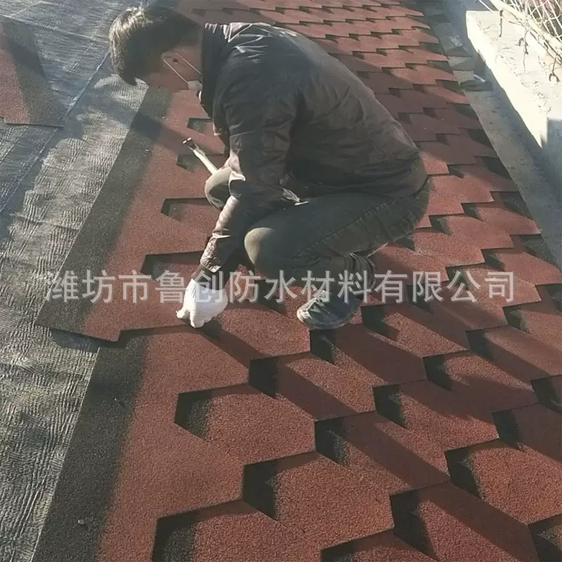 彩色玻纤胎沥青瓦 油毡瓦 马赛克型 标准型 屋面用防水防潮材料