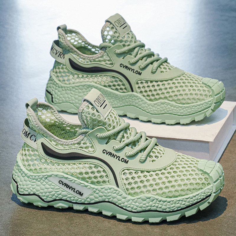 Summer breathable thin lightweight sneakers for leisure