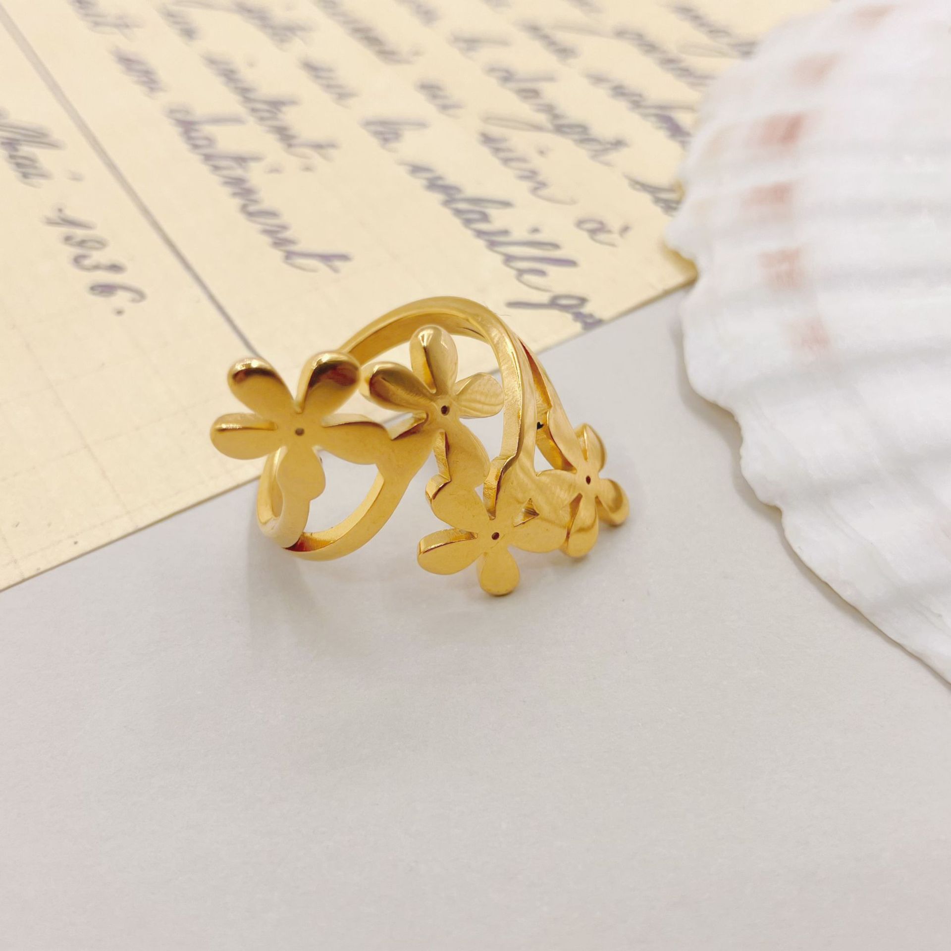 Fashion Flower Stainless Steel Plating Rings