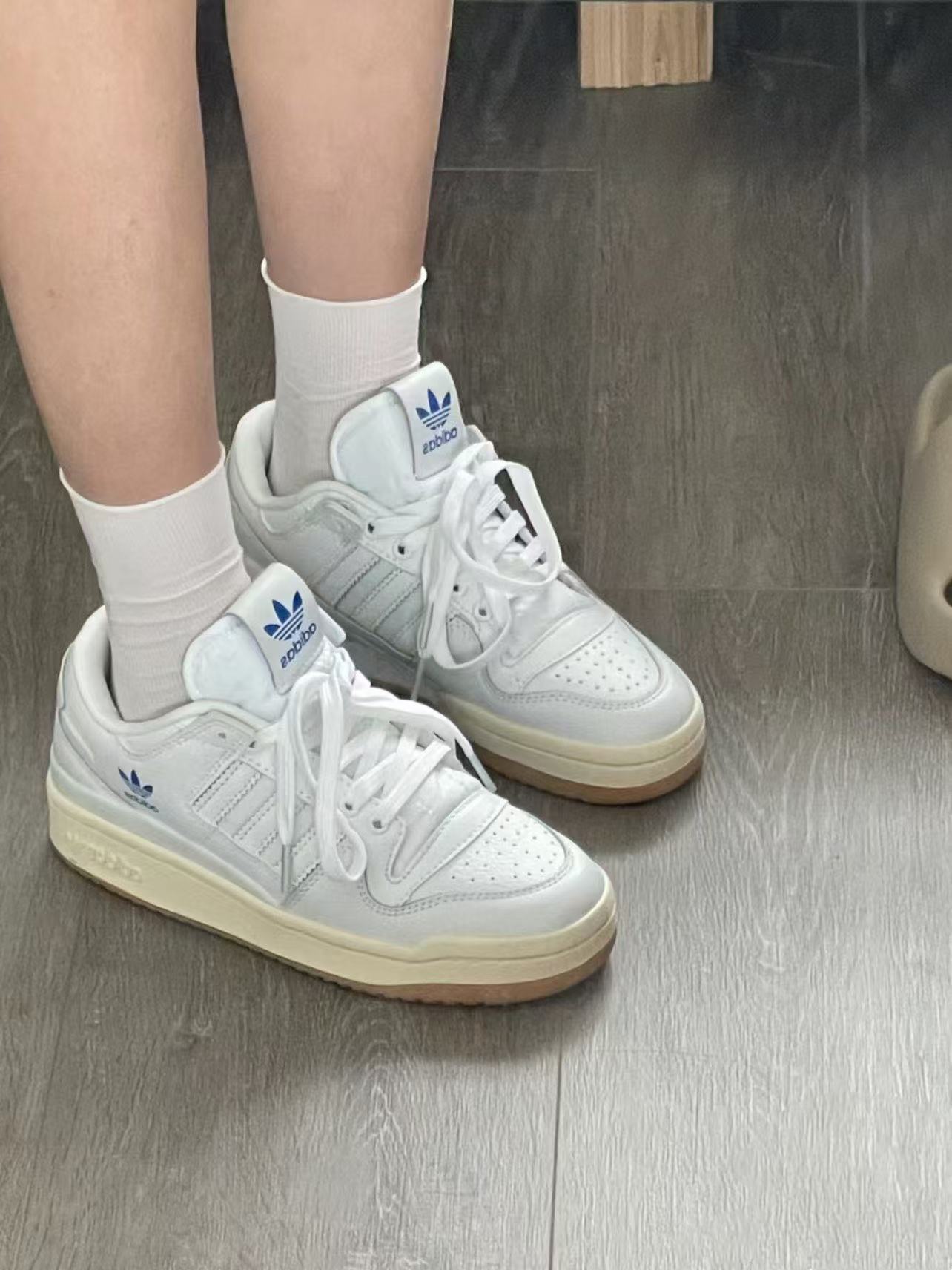 Zapatos de entrenamiento alemán Putian Chunyuan, Forum84, zapatos blancos cómodos y versátiles para parejas de campus para hombres y mujeres