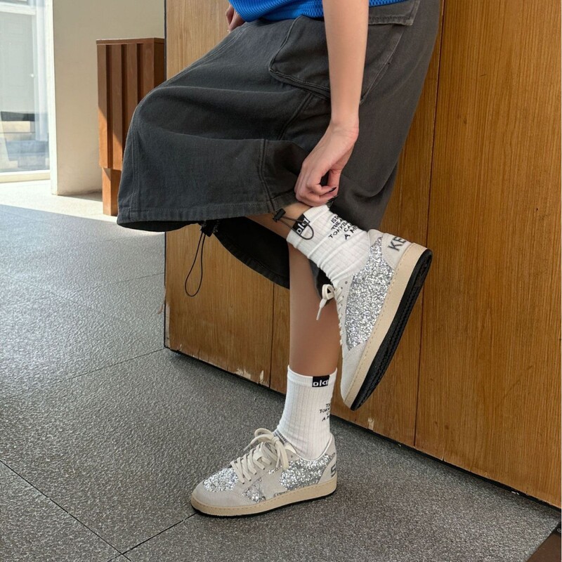 Cowhide Version of German Training Shoes for Women, 2026 Model, Sequined Star Casual Sneakers, Thick-Soled Height-Increasing Sneakers, Women's Star Shoes Cowhide Version of German Training Shoes for Women, 2026 Model, Sequined Star Casual Sneakers, Thick-Soled Height-Increasing Sneakers, Women's Star Shoes