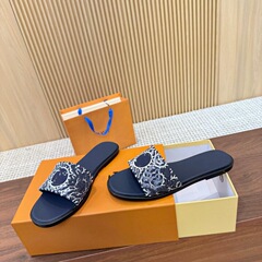 本革編み込みフラットスリッパ女性用夏の新しいトレンディなブランドアウターウェア多用途シンプルな牛革カジュアルサンダル女性用