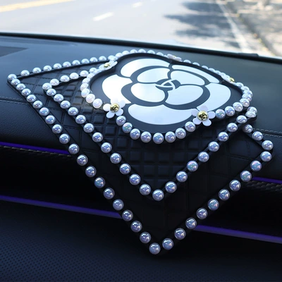 Anti-slip mat: car anti-slip mat female