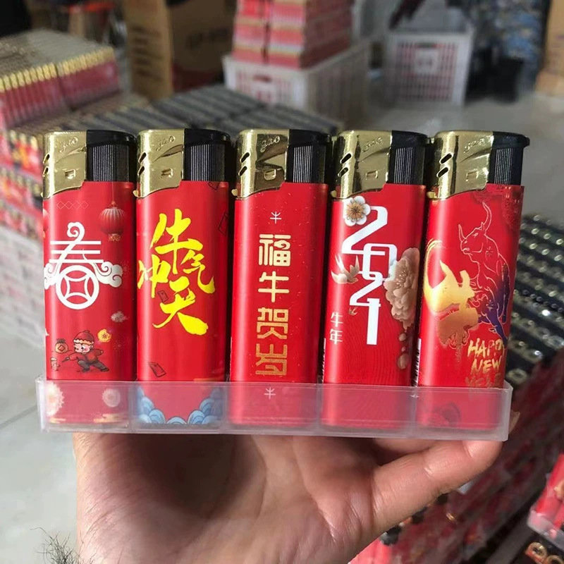 Фабрика оптом одноразовая электронная пластиковая зажигалка оптом Личность супермаркет ветрозащитная Зажигалка прямая надувная