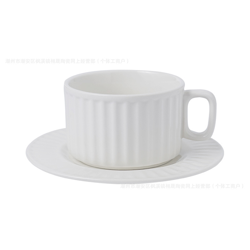 Tazas de café transfronterizas y platos de tazas de cerámica blanca simple tazas de mesa de alta calidad tazas de té tazas de hotel