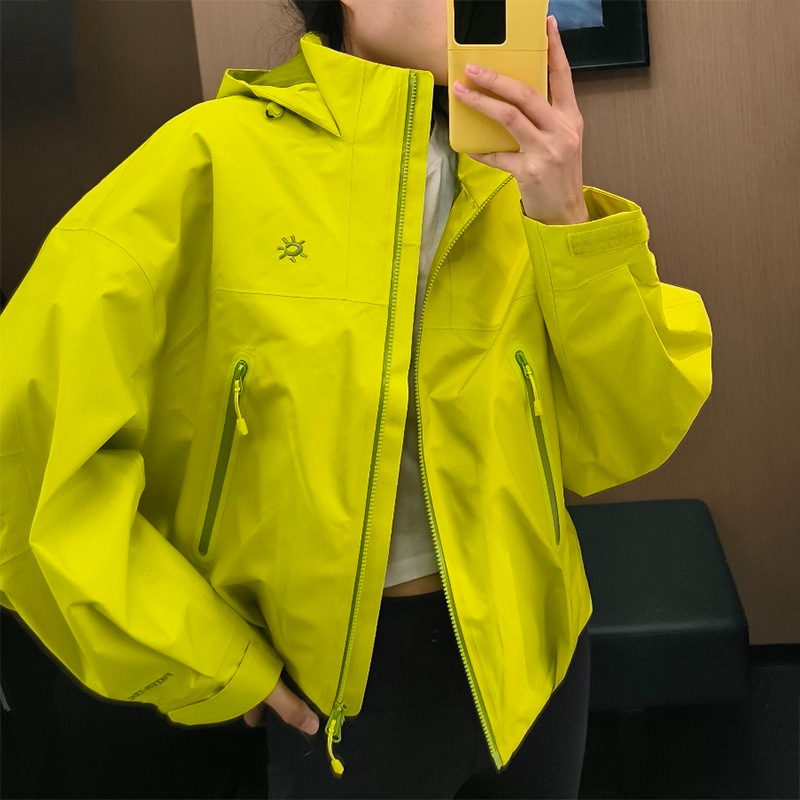 Kailer Women's Windproof and Water-Resistant Jacket for Outdoor Sports, Mountaineering, and Hiking, Spring Coat with Minor Defects Kailer Women's Windproof and Water-Resistant Jacket for Outdoor Sports, Mountaineering, and Hiking, Spring Coat with Minor Defects