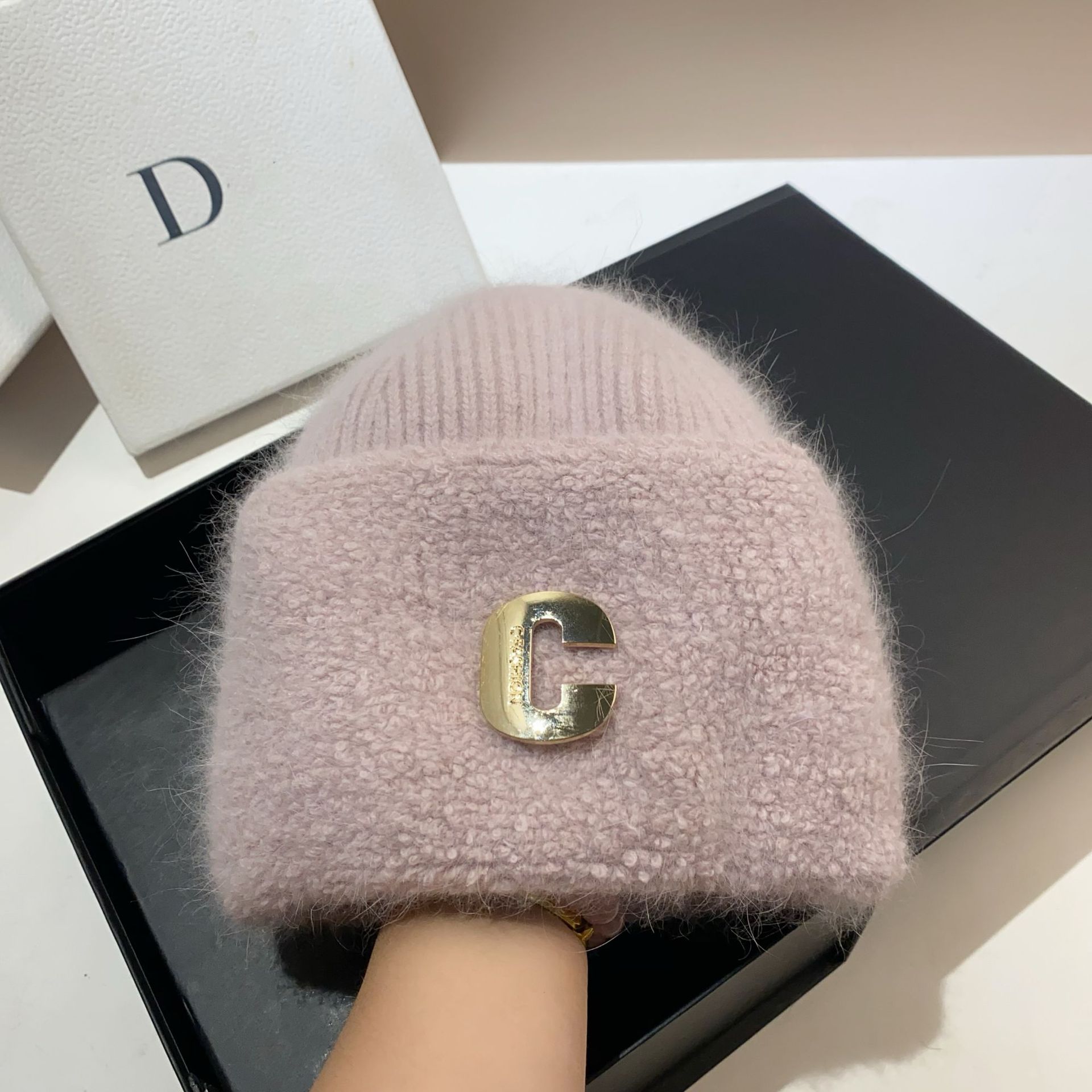 Originelles Design, neue, vergrößerte, verdickte Strickmütze aus Kaninchenhaar, C-Buchstabe, kalter Winter, warmer winddichter Gehörschutz im Freien_voghion.com