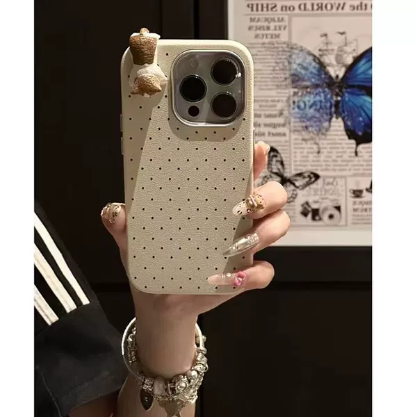 White polka dots - lying cat - leather jm