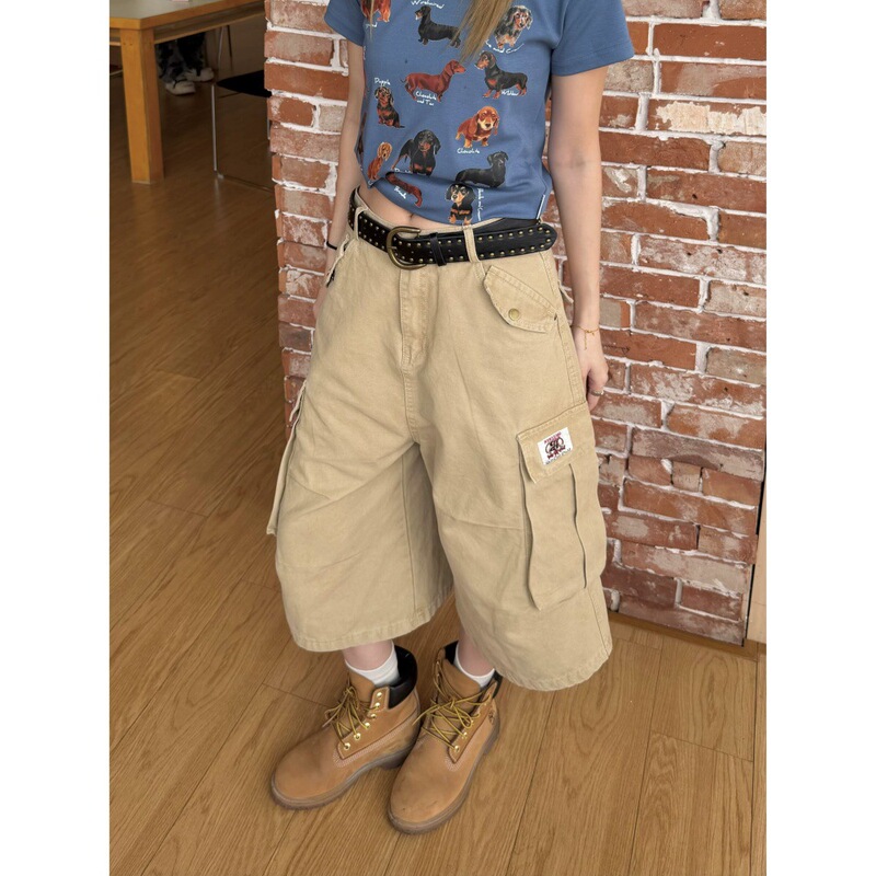 American Retro Style Multi-Pocket Workwear Cropped Pants for Men and Women, New Summer Street Style Cleanfit Niche Shorts American Retro Style Multi-Pocket Workwear Cropped Pants for Men and Women, New Summer Street Style Cleanfit Niche Shorts