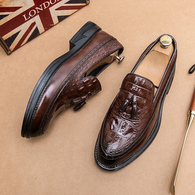 2024 primavera y otoño zapatos de cuero de negocios de tamaño grande para hombres zapatos de moda Lefour zapatos de hombre zapatos perezosos zapatos de cuero