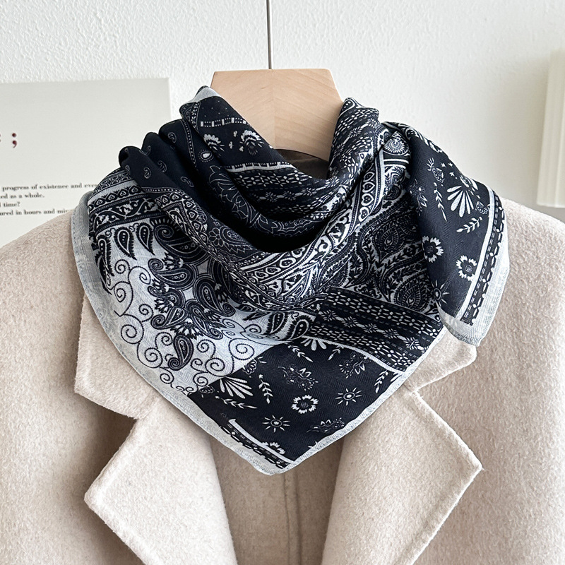 이국적인 캐슈 플라워 - 블랙 & 화이트