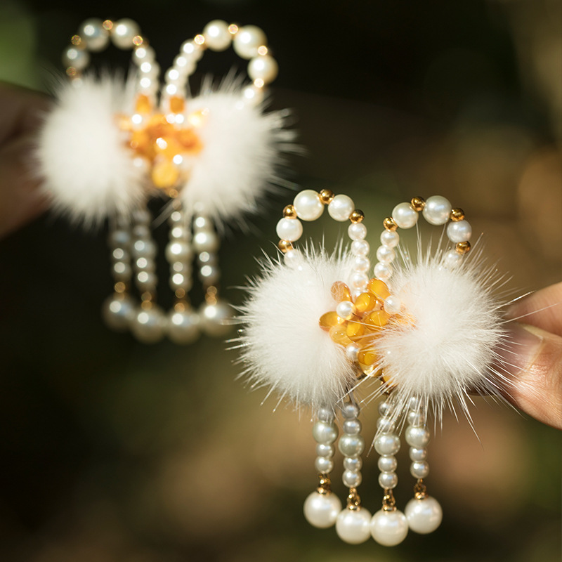 Hairpin Niang antique hair accessories wholesale autumn and winter hair ball clip cute children plush hairpin Chinese clothing accessories osmanthus clip