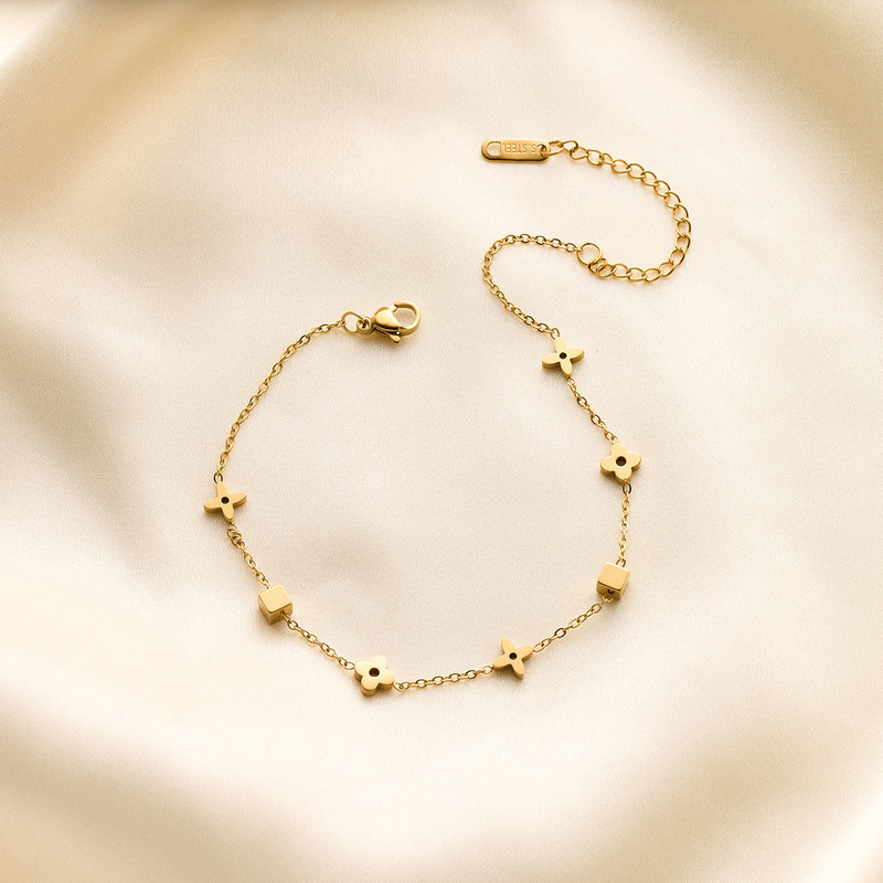 Wenjian ニッチデザイン四つ葉の花スクエアチタン鋼ブレスレット 18K ゴールドライト高級スタイル非退色女性のクロスボーダーブレスレット|undefined