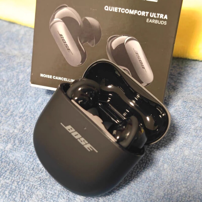 Top Configuration in Stock Shark Third Generation with Noise Reduction Qc Earplugs Ultra True Wireless Bluetooth Sports Headphones Transparent