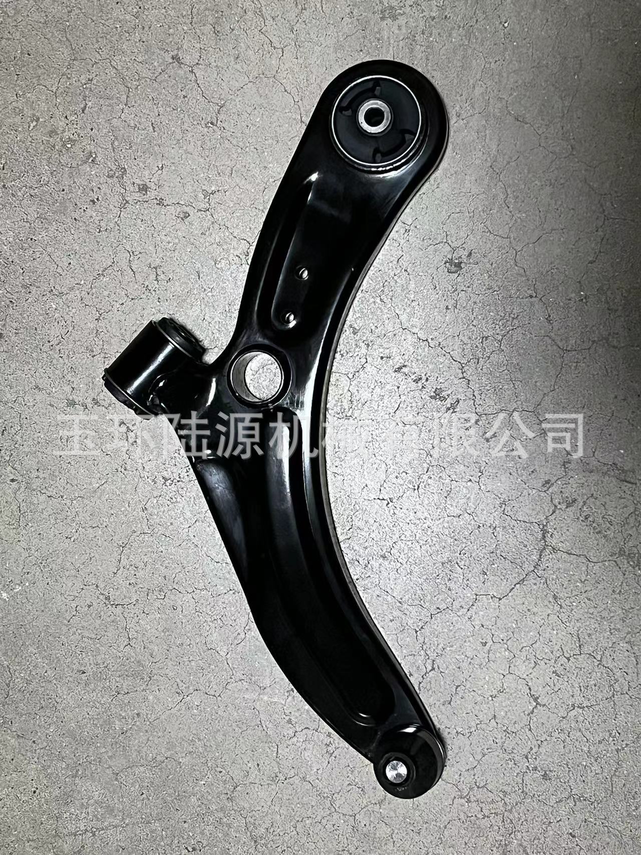 Suitable for Chevrolet control arm 23574363 23574362 suspension arm right car swing arm