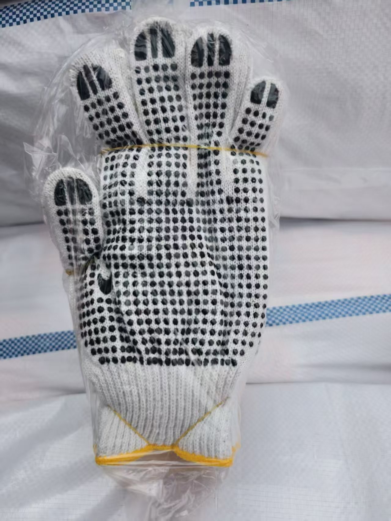 Guantes de fábrica al por mayor guantes de algodón general resistente al desgaste duradero guantes de trabajo antideslizantes guantes de línea guantes