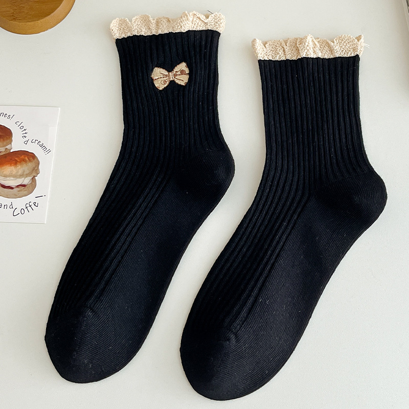 Medias de calcetines de mujer curry serie de dibujos animados bordados encaje cuatro estaciones verano y otoño nuevo estilo encantador japonés retro en la tendencia