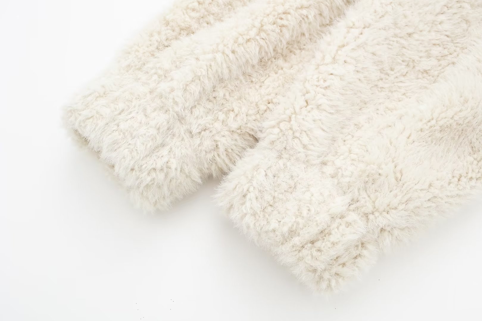 Women's clothing 2023 autumn new artificial fur effect short jacket_voghion.com