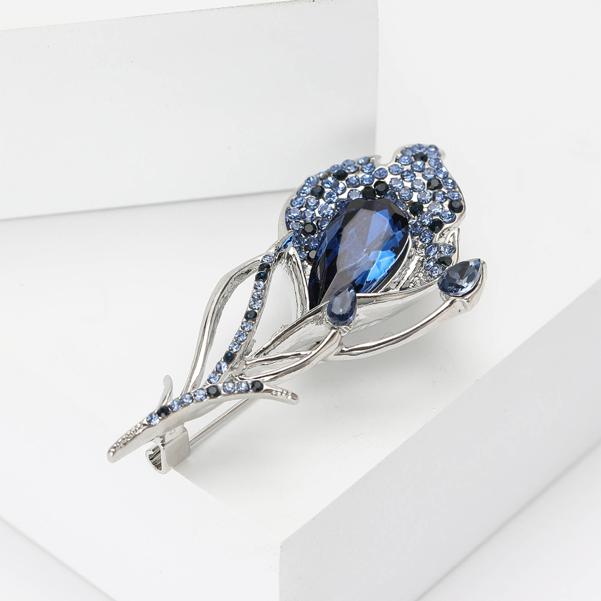 Damenbrosche Vintage Perlen Kristall Schmetterling Blume Pin_voghion.com