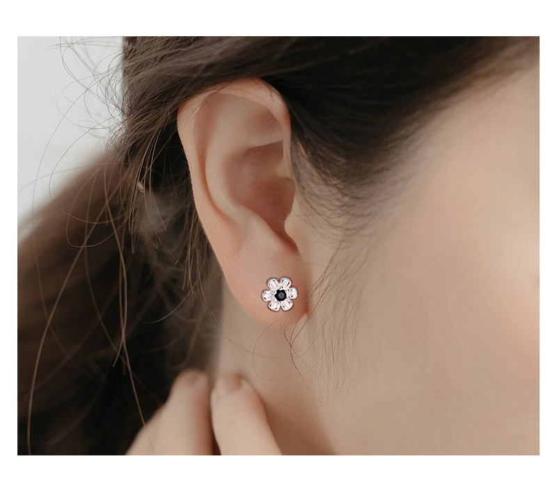 Fashion Flower Silver Plating Inlay Zircon Ear Studs 1 Pair