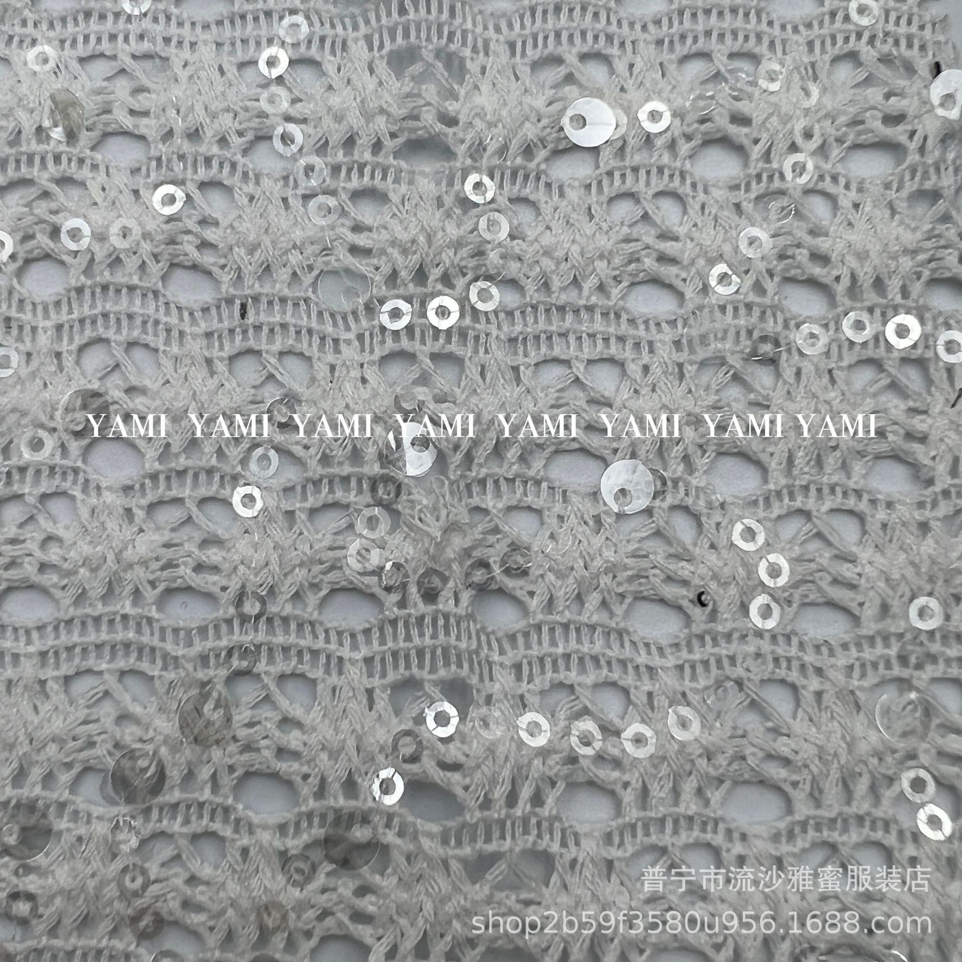 Tejido de malla bordado al por mayor nuevo tejido de malla chino hueco sequinado material de ropa turbante retrógrado tela de mesa transfronteriza
