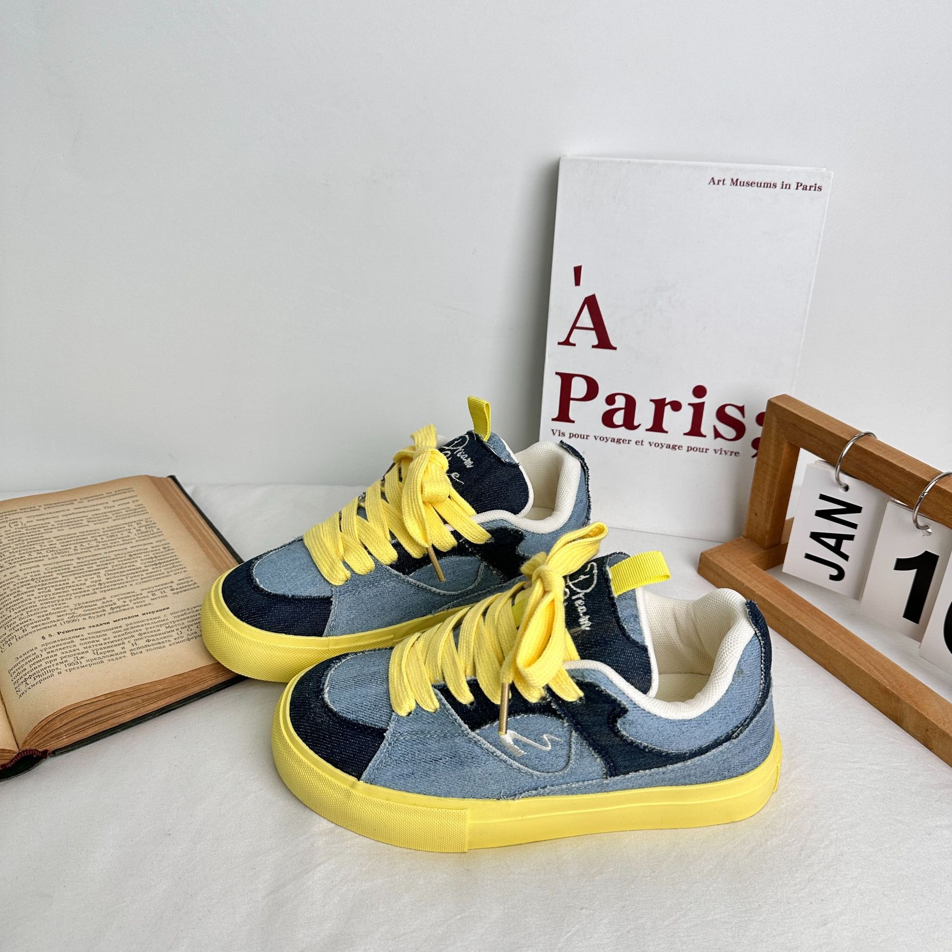 Yuanbo 2025 primavera nuevas zapatillas de deporte para estudiantes zapatos de skate para mujer versión coreana de zapatos gruesos de todo fósforo zapatos de lona para niños image 5